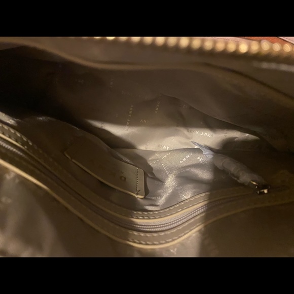 Purse - Picture 3 of 3